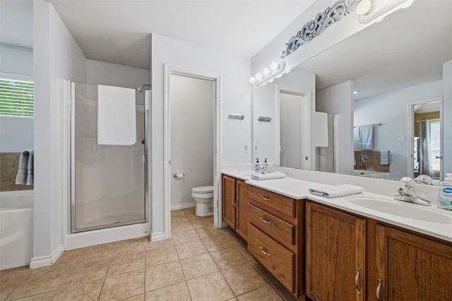 233 Country Meadows Drive, Waxahachie, TX 75165