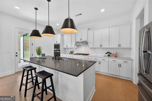 5014 Baywood Lane, Woodstock, GA 30188