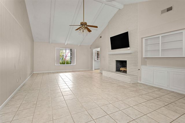 109 Timberside Drive, Conroe, TX 77304