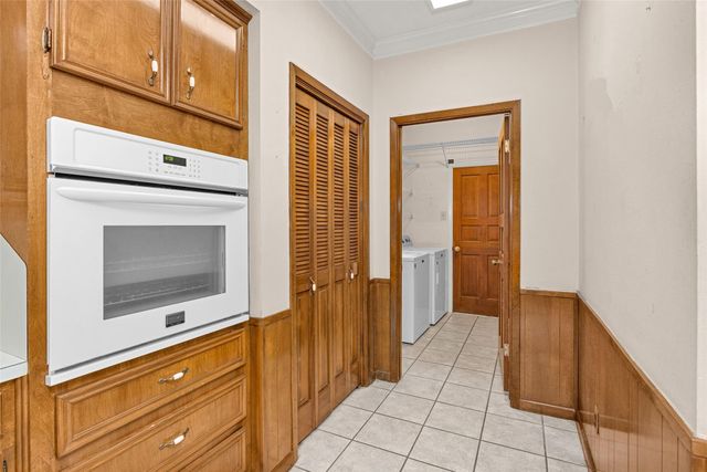 109 Timberside Drive, Conroe, TX 77304