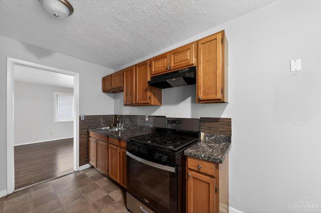 171 Brookhaven Avenue, Cincinnati, OH 45215