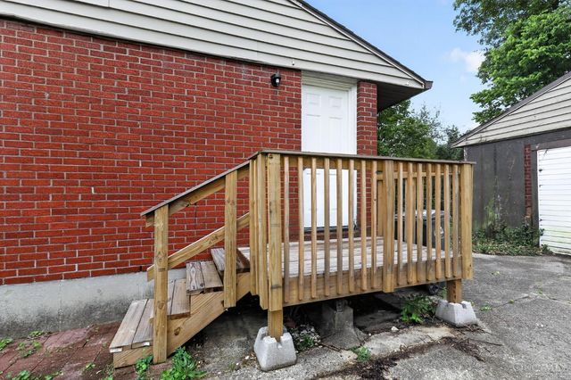 171 Brookhaven Avenue, Cincinnati, OH 45215