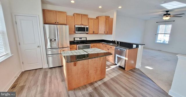 26 HOLSTEIN DR, Hanover, PA 17331