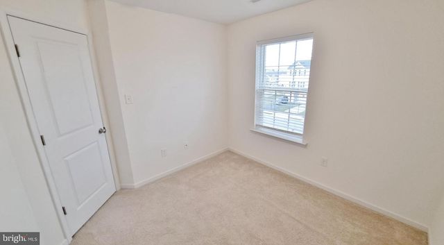 26 HOLSTEIN DR, Hanover, PA 17331