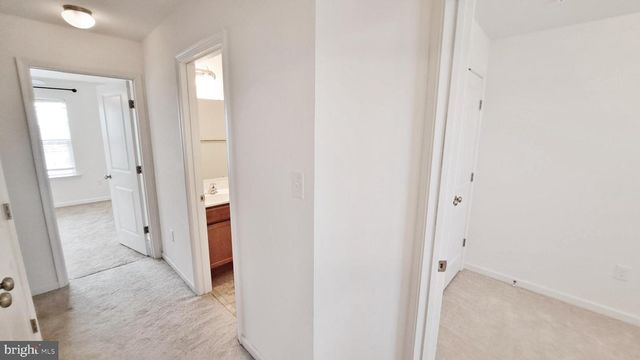 26 HOLSTEIN DR, Hanover, PA 17331