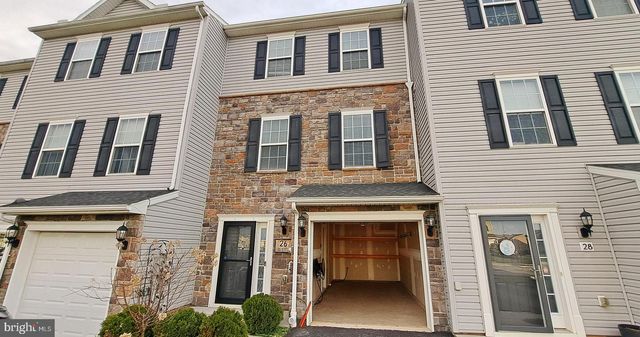 26 HOLSTEIN DR, Hanover, PA 17331