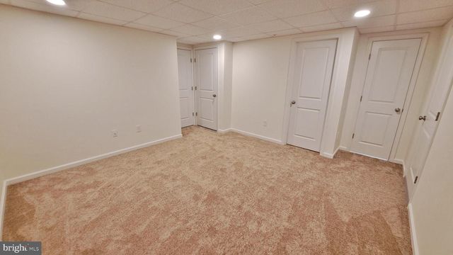 26 HOLSTEIN DR, Hanover, PA 17331