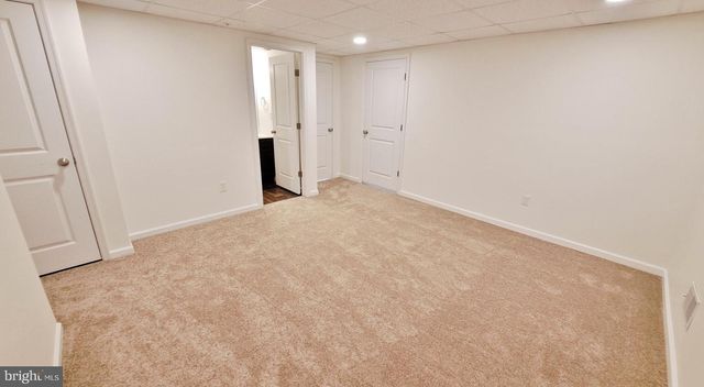 26 HOLSTEIN DR, Hanover, PA 17331