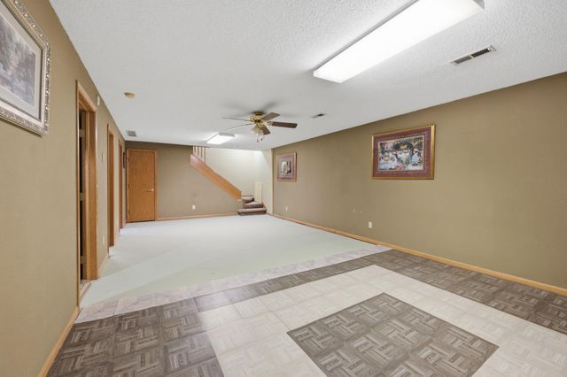 5941 SW Lago Cir, Augusta, KS 67010