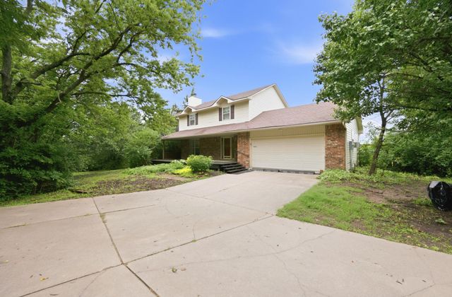 5941 SW Lago Cir, Augusta, KS 67010