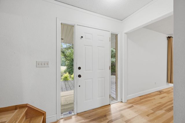 5941 SW Lago Cir, Augusta, KS 67010
