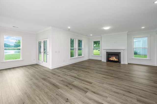 200 Darby Meadow Lane, Ridgeville, SC 29472