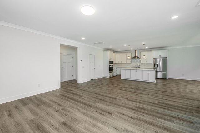 200 Darby Meadow Lane, Ridgeville, SC 29472