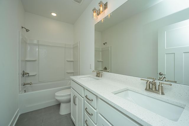 200 Darby Meadow Lane, Ridgeville, SC 29472