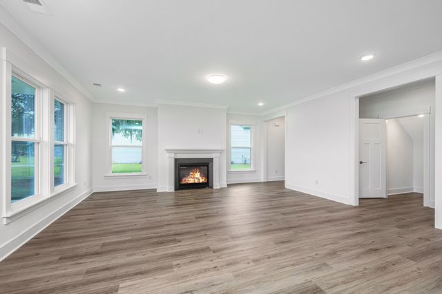 200 Darby Meadow Lane, Ridgeville, SC 29472
