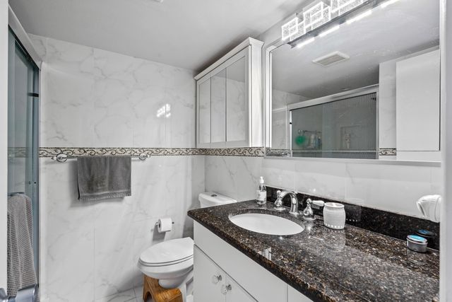 231 E Lantana Road Road E 203, Lantana, FL 33462