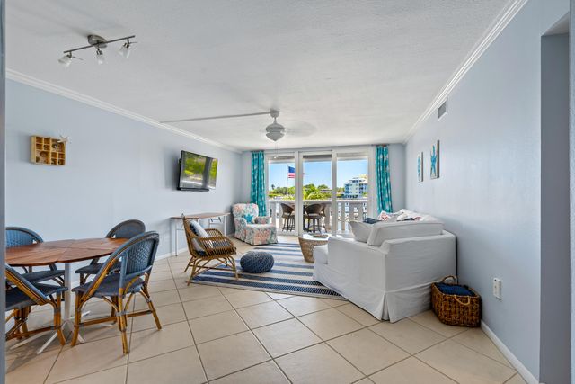 231 E Lantana Road Road E 203, Lantana, FL 33462