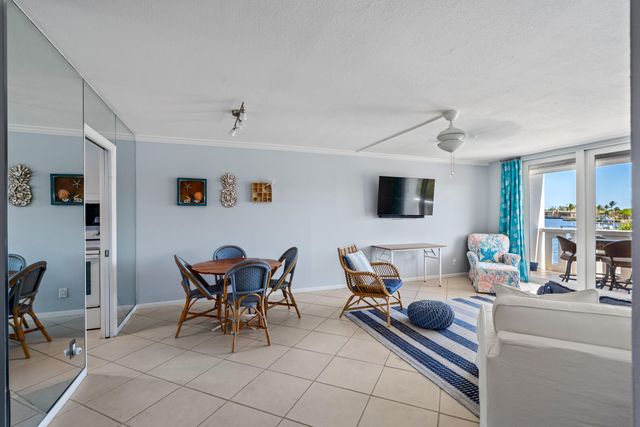 231 E Lantana Road Road E 203, Lantana, FL 33462