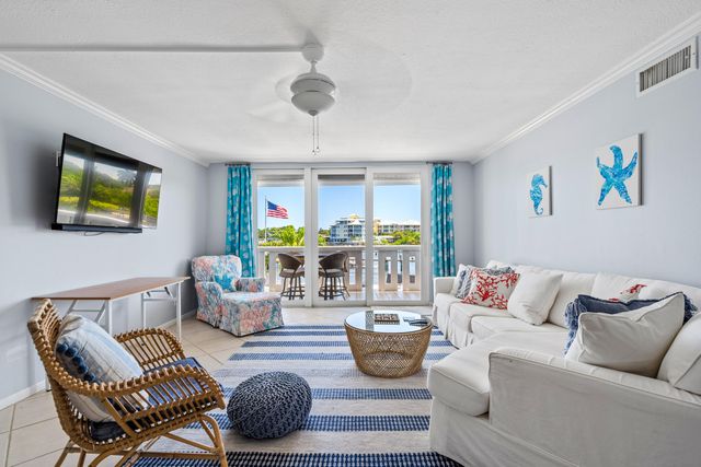 231 E Lantana Road Road E 203, Lantana, FL 33462