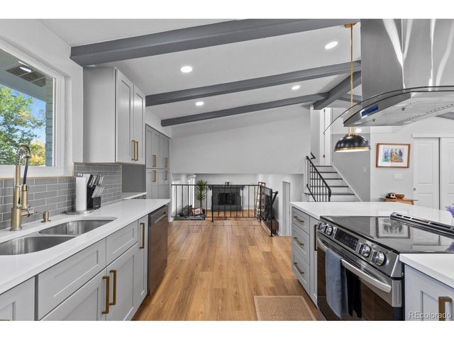 6641 W 72nd Dr, Arvada, CO 80003