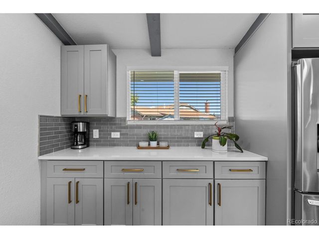 6641 W 72nd Dr, Arvada, CO 80003