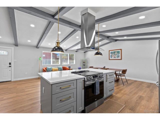 6641 W 72nd Dr, Arvada, CO 80003