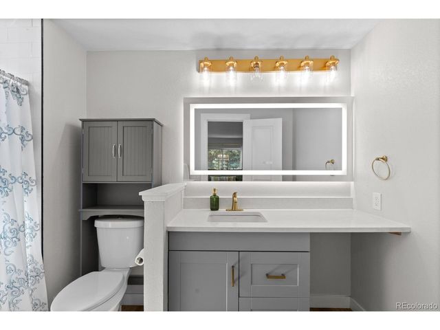 6641 W 72nd Dr, Arvada, CO 80003
