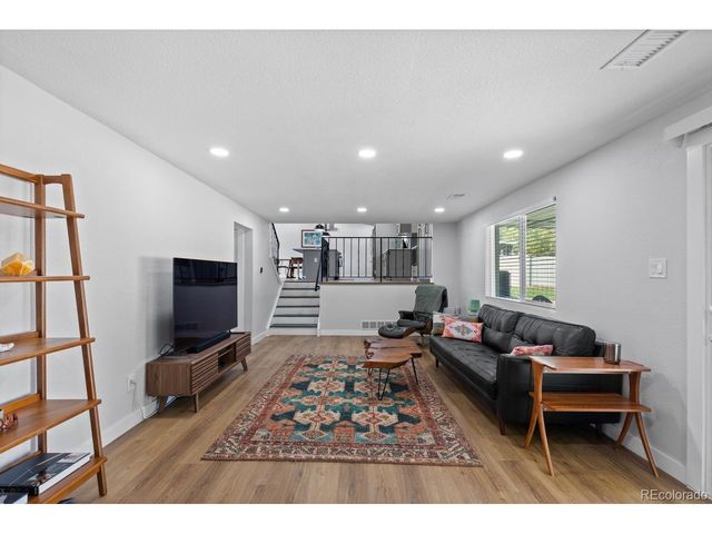 6641 W 72nd Dr, Arvada, CO 80003