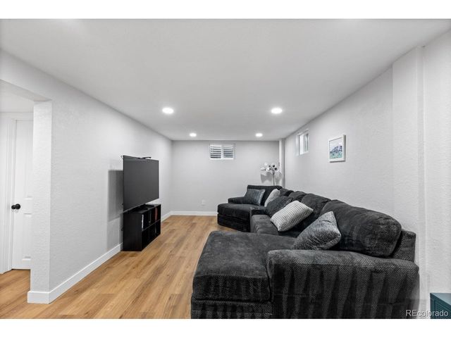 6641 W 72nd Dr, Arvada, CO 80003