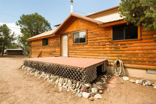 235 S Hemlock Street, Crestone, CO 81131