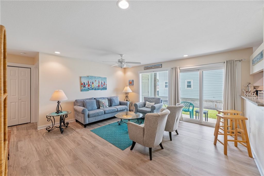 230 Cut Off 131, Port Aransas, TX 78373 — photo 5