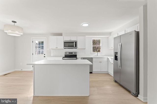 8437 PAMUNKEY RD, Spotsylvania, VA 22551