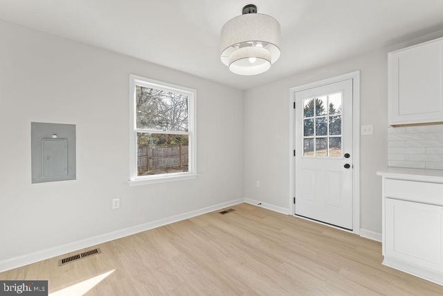 8437 PAMUNKEY RD, Spotsylvania, VA 22551