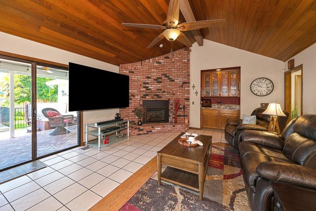 110 Judah Ct, Folsom, CA 95630