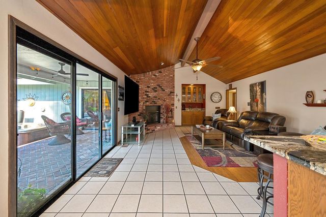 110 Judah Ct, Folsom, CA 95630