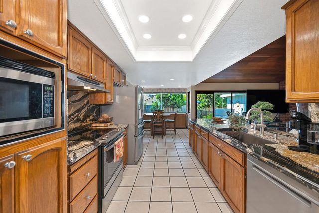 110 Judah Ct, Folsom, CA 95630