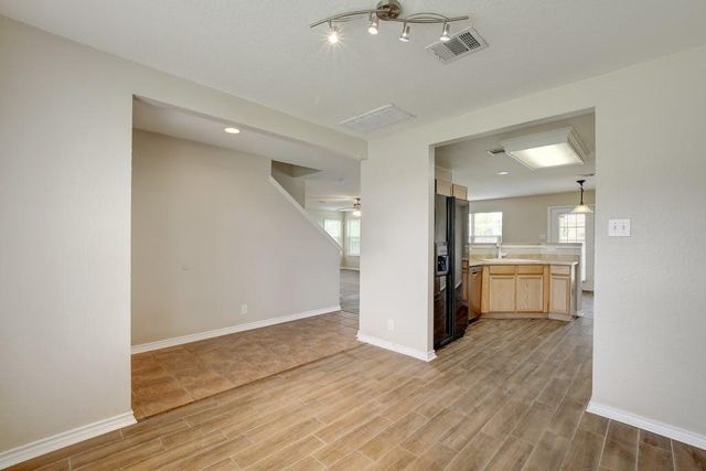 100 Pimlico, Kyle, TX 78640