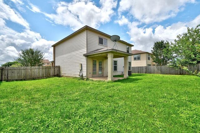 100 Pimlico, Kyle, TX 78640