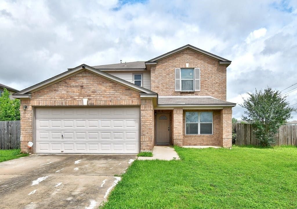 100 Pimlico, Kyle, TX 78640