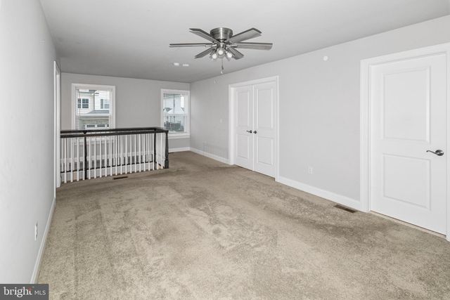 38 LACEY, Ivyland, PA 18974