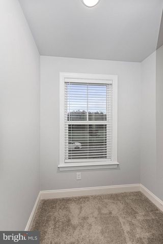 38 LACEY, Ivyland, PA 18974