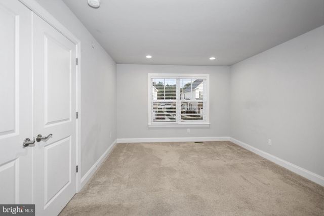 38 LACEY, Ivyland, PA 18974