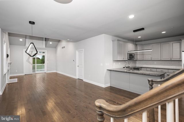 38 LACEY, Ivyland, PA 18974