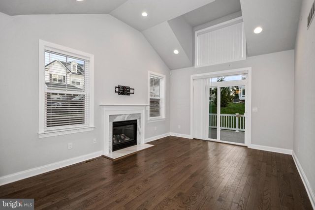 38 LACEY, Ivyland, PA 18974