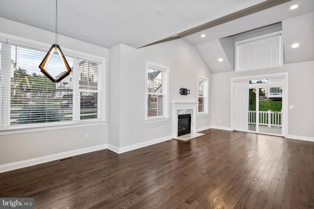 38 LACEY, Ivyland, PA 18974