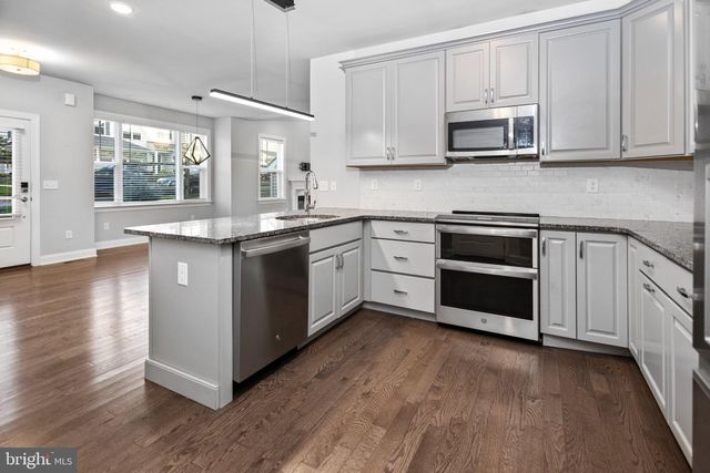38 LACEY, Ivyland, PA 18974