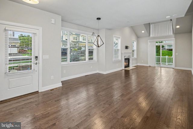 38 LACEY, Ivyland, PA 18974