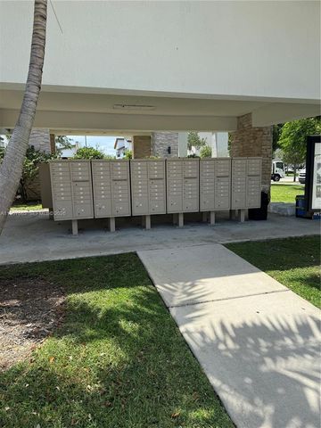 7925 NW 104th Ave 24, Doral, FL 33178