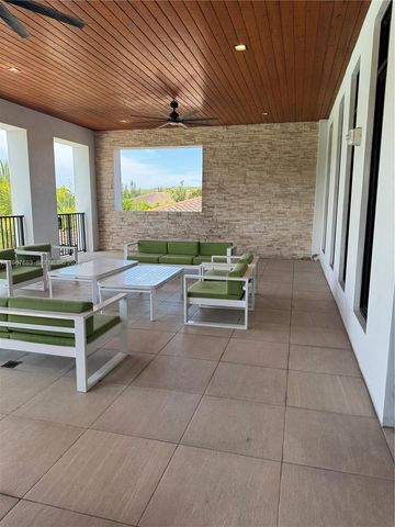 7925 NW 104th Ave 24, Doral, FL 33178