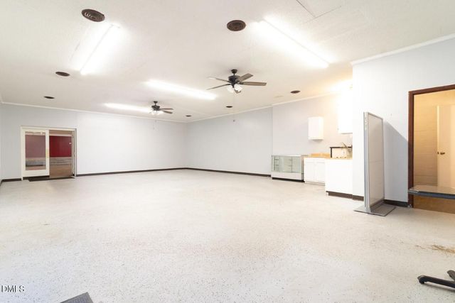 2006 Maple Avenue, Burlington, NC 27215